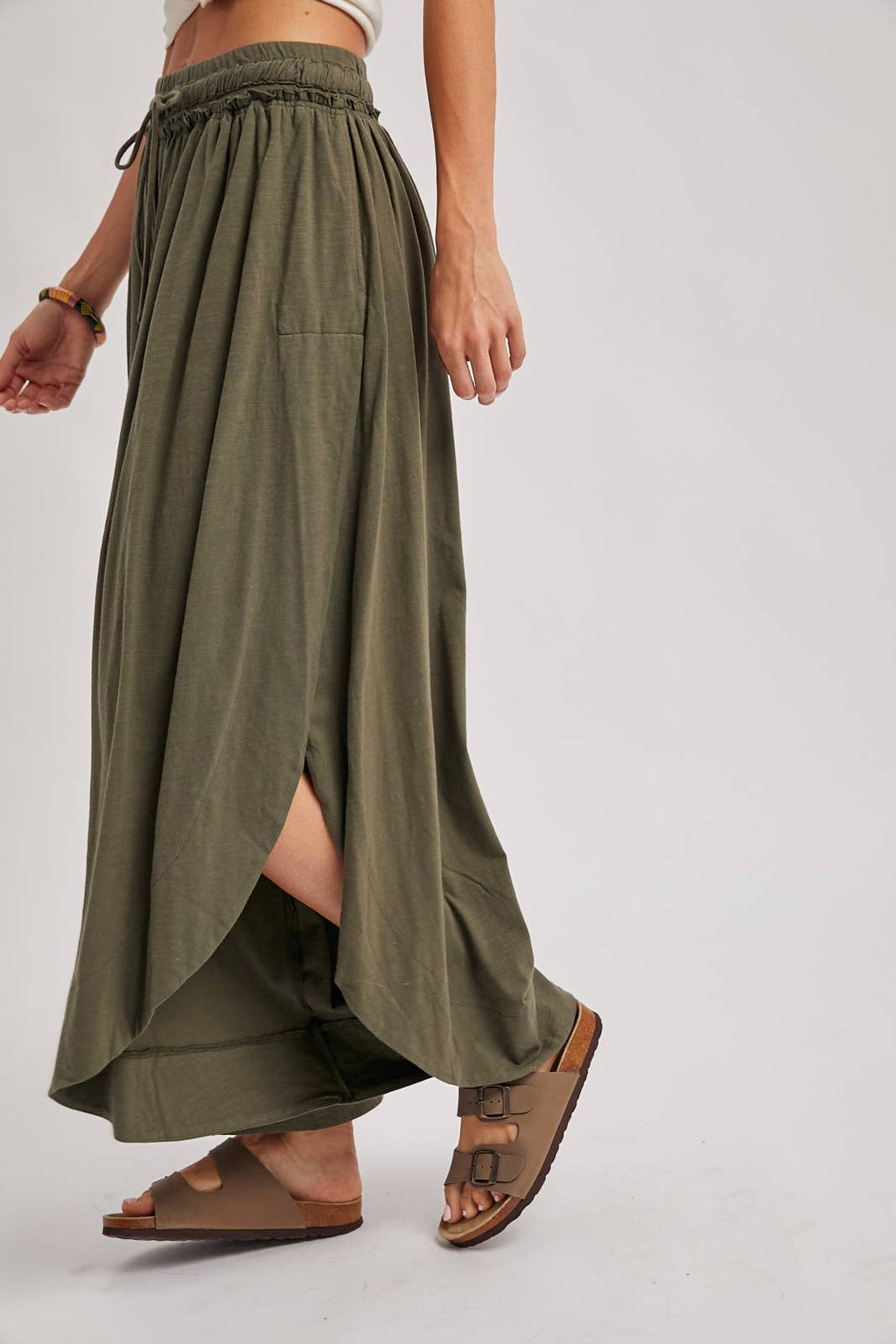 BOHEMIAN SIDE SLIT ROUNDED HEM WIDE LEG PANTS