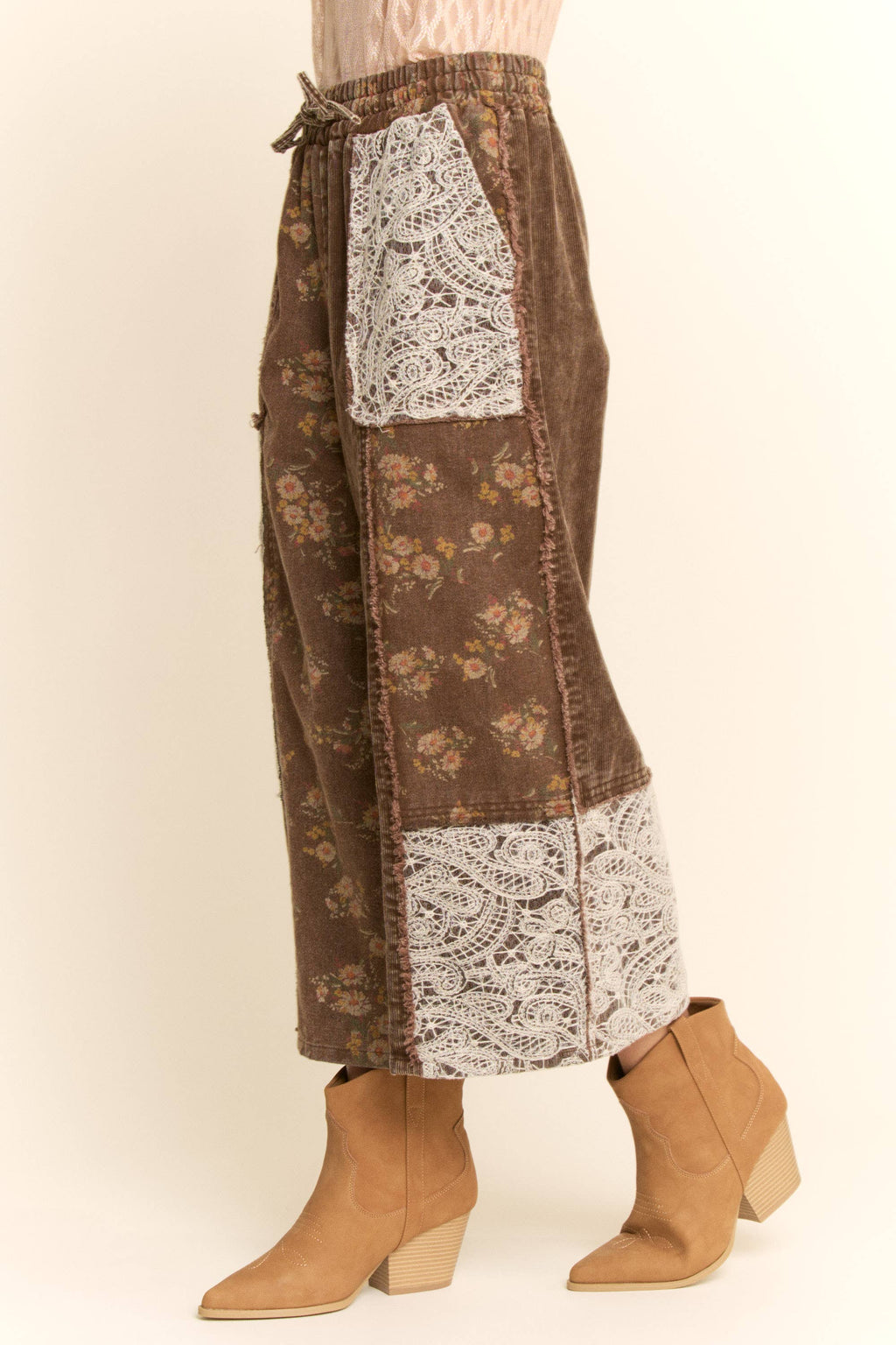 WASHED CORDUROY AND FLOWER DENIM PANTS