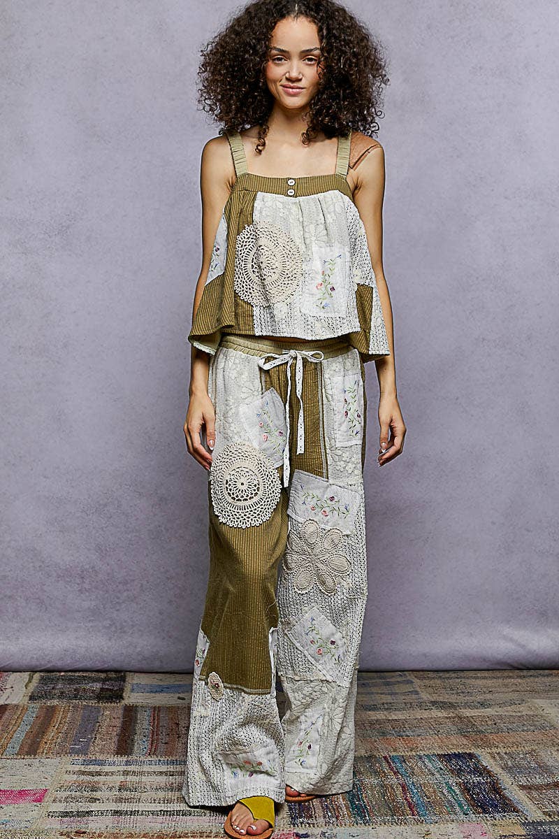 Solid Lace Patch Detail Woven Pants