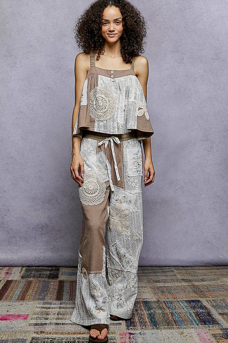 Solid Lace Patch Detail Woven Pants