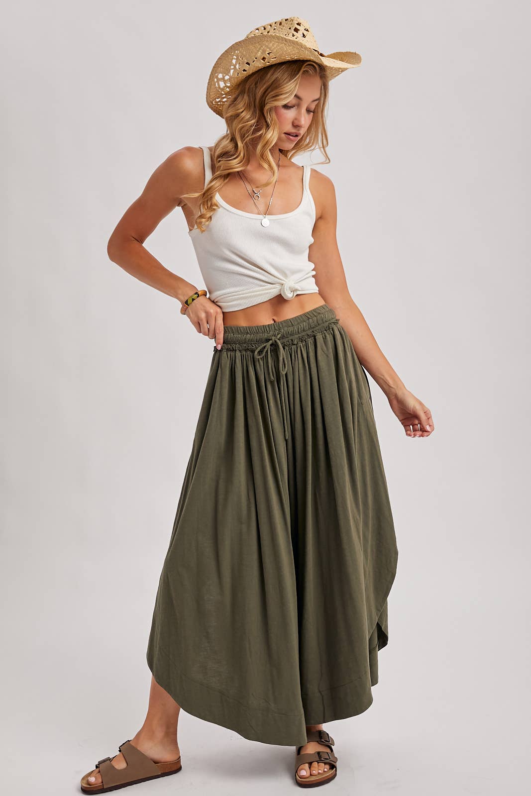 BOHEMIAN SIDE SLIT ROUNDED HEM WIDE LEG PANTS
