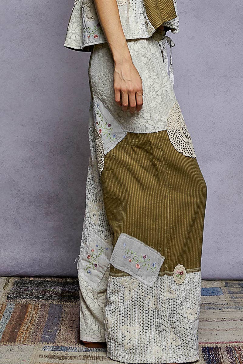 Solid Lace Patch Detail Woven Pants